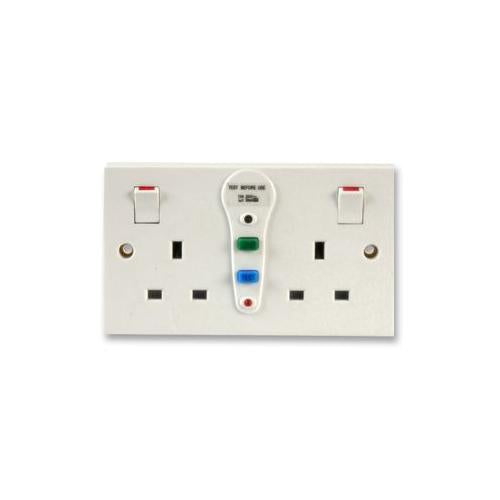 PRO ELEC - 2898 - SWITCHED SOCKET 2 GANG RCD