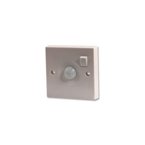 SINGLE GANG MAINS SWITCHED PIR SWITCH , PRO ELEC , 0901S