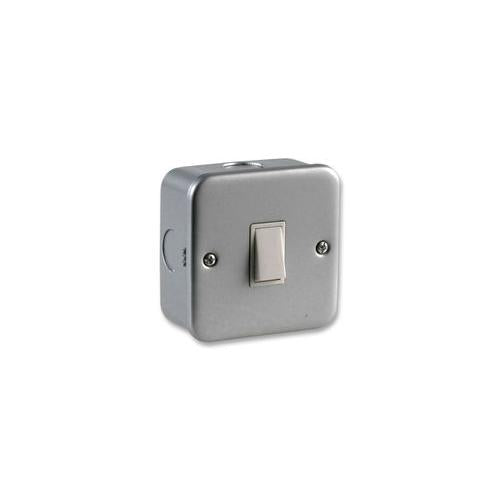 METAL CLAD 1 GANG 2 WAY SWITCH , PRO ELEC , 9401SMB