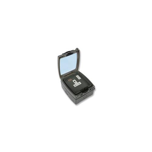 SWITCHED SOCKET SINGLE GANG IP66 , TIMEGUARD , TGV101
