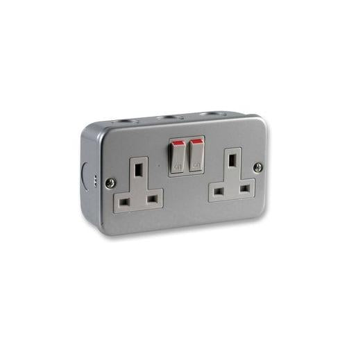 PRO ELEC - 9498SMB - METALCLAD 2 GANG SWITCHED SOCKET