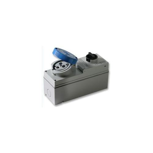 PRO POWER - SQE3263.5C - INTERLOCKED SOCKET 240V 32A 2P+E