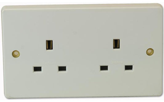 CRABTREE - 7257 - 2 GANG UNSWITCHED SOCKET
